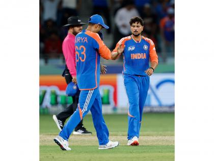 Kuldeep's spin magic: India restricts Pakistan to 146 in Asia Cup final | Kuldeep's spin magic: India restricts Pakistan to 146 in Asia Cup final