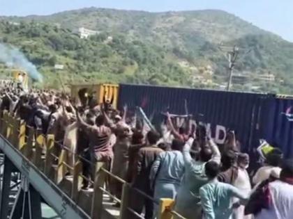 PoJK shutdown enters second day amid widespread protests | PoJK shutdown enters second day amid widespread protests