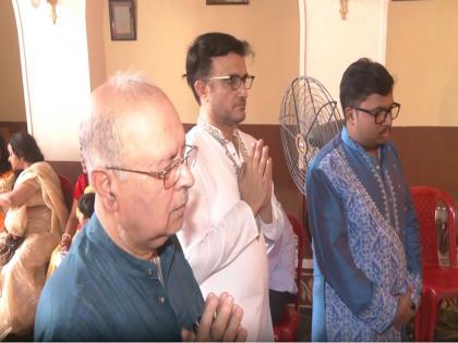 Durga Puja 2025: Former captain Sourav Ganguly offers prayer at Kolkata Pandal on Maha Ashtami | Durga Puja 2025: Former captain Sourav Ganguly offers prayer at Kolkata Pandal on Maha Ashtami
