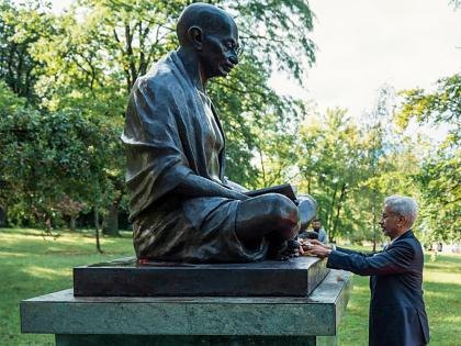 "Bapu's ideals continue to inspire...": EAM Jaishankar pays homage to Mahatma Gandhi | "Bapu's ideals continue to inspire...": EAM Jaishankar pays homage to Mahatma Gandhi