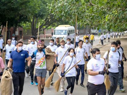 India takes pledge to end single-use plastic, keep public places litter free at nationwide Fit India Freedom Run 6.0 on Gandhi Jayanti | India takes pledge to end single-use plastic, keep public places litter free at nationwide Fit India Freedom Run 6.0 on Gandhi Jayanti