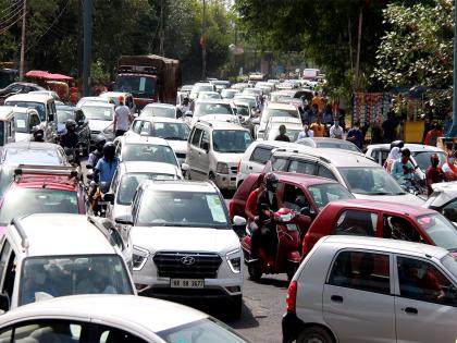 Festive demand pushes auto sales in September, stronger momentum expected in October: Report | Festive demand pushes auto sales in September, stronger momentum expected in October: Report