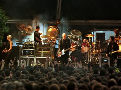 Rock Band 'The Smashing Pumpkins' calls off their Indian debut performance citing "unexpected logistical challenges" | Rock Band 'The Smashing Pumpkins' calls off their Indian debut performance citing "unexpected logistical challenges"