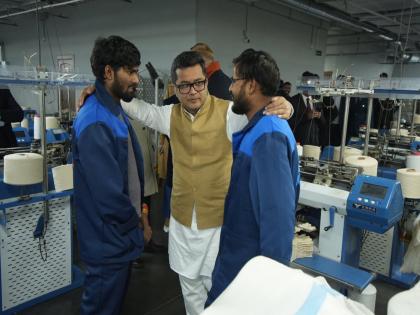 MoS Margherita interacts with Indian textile workers in Russia | MoS Margherita interacts with Indian textile workers in Russia