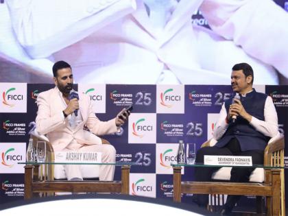 "It's not easy to run in those shoes": Akshay Kumar urges CM Devendra Fadnavis for change in Maharashtra Police's footwear | "It's not easy to run in those shoes": Akshay Kumar urges CM Devendra Fadnavis for change in Maharashtra Police's footwear