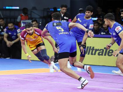 Bharat roars in 100th PKL game with 20-point performance as Telugu Titans dismantle Haryana Steelers | Bharat roars in 100th PKL game with 20-point performance as Telugu Titans dismantle Haryana Steelers
