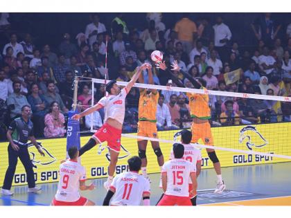 PVL 2025: Kolkata Thunderbolts stun Chennai Blitz with thunderous win | PVL 2025: Kolkata Thunderbolts stun Chennai Blitz with thunderous win PVL 2025: Kolkata Thunderbolts stun Chennai Blitz with thunderous win | PVL 2025: Kolkata Thunderbolts stun Chennai Blitz with thunderous win