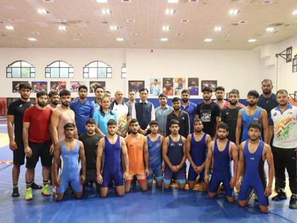 Mansukh Mandaviya visits SAI National Centre of Excellence, Sonipat; Reviews facilities, interacts with athletes, coaches and staff | Mansukh Mandaviya visits SAI National Centre of Excellence, Sonipat; Reviews facilities, interacts with athletes, coaches and staff