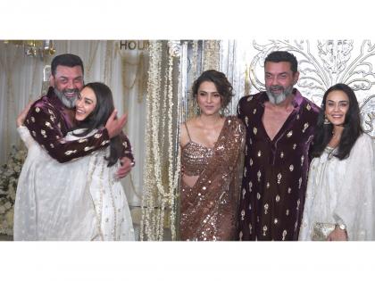 'Soldier' stars Bobby Deol-Preity Zinta reunite at Manish Malhotra's Diwali party, shares warm hug | 'Soldier' stars Bobby Deol-Preity Zinta reunite at Manish Malhotra's Diwali party, shares warm hug