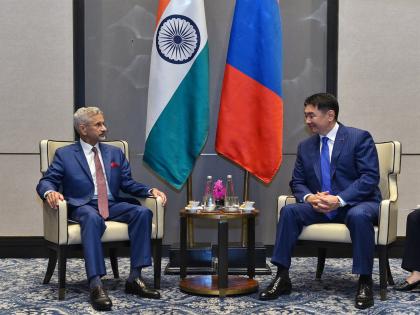 Jaishankar meets Mongolian President Khurelsukh Ukhnaa | Jaishankar meets Mongolian President Khurelsukh Ukhnaa