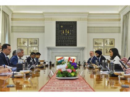 India, Canada unveil "New Roadmap" to revive strategic ties; trade, energy, climate, tech on agenda | India, Canada unveil "New Roadmap" to revive strategic ties; trade, energy, climate, tech on agenda India, Canada unveil "New Roadmap" to revive strategic ties; trade, energy, climate, tech on agenda | India, Canada unveil "New Roadmap" to revive strategic ties; trade, energy, climate, tech on agenda