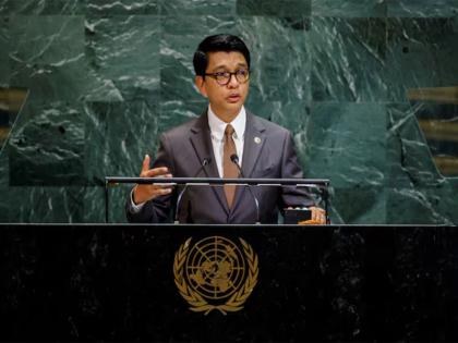 After Nepal, Bangladesh, now Madagascar: President Rajoelina flees as Gen Z-led protest topples government | After Nepal, Bangladesh, now Madagascar: President Rajoelina flees as Gen Z-led protest topples government After Nepal, Bangladesh, now Madagascar: President Rajoelina flees as Gen Z-led protest topples government | After Nepal, Bangladesh, now Madagascar: President Rajoelina flees as Gen Z-led protest topples government