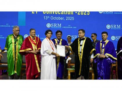 SRMIST shines at the 21st Convocation, awards 15k degrees and Honoris Causa to IIM-A director | SRMIST shines at the 21st Convocation, awards 15k degrees and Honoris Causa to IIM-A director SRMIST shines at the 21st Convocation, awards 15k degrees and Honoris Causa to IIM-A director | SRMIST shines at the 21st Convocation, awards 15k degrees and Honoris Causa to IIM-A director