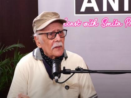"He used to rehearse dialogues in Punjabi": Parikshit reveals secret behind father Balraj Sahni's "natural acting" | "He used to rehearse dialogues in Punjabi": Parikshit reveals secret behind father Balraj Sahni's "natural acting" "He used to rehearse dialogues in Punjabi": Parikshit reveals secret behind father Balraj Sahni's "natural acting" | "He used to rehearse dialogues in Punjabi": Parikshit reveals secret behind father Balraj Sahni's "natural acting"