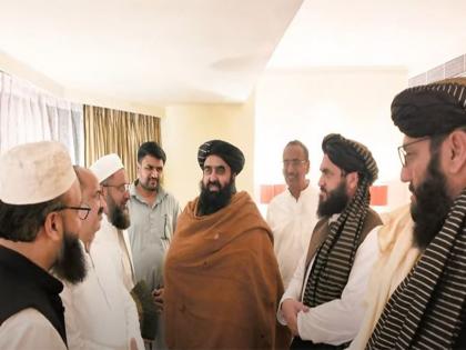 Afghan FM Muttaqi presented with Sheikh-ul-Hind's shawl | Afghan FM Muttaqi presented with Sheikh-ul-Hind's shawl Afghan FM Muttaqi presented with Sheikh-ul-Hind's shawl | Afghan FM Muttaqi presented with Sheikh-ul-Hind's shawl