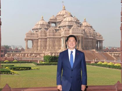 Mongolian President visits Akshardham temple in Delhi | Mongolian President visits Akshardham temple in Delhi Mongolian President visits Akshardham temple in Delhi | Mongolian President visits Akshardham temple in Delhi