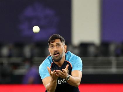 Dhoni as captain, wicketkeeper was above everyone else: Former cricketer Parthiv Patel | Dhoni as captain, wicketkeeper was above everyone else: Former cricketer Parthiv Patel