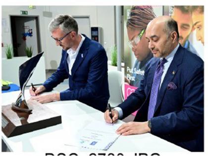 Rolls-Royce, Bharat Forge sign deal to manufacture fan blades for Pearl Engine series | Rolls-Royce, Bharat Forge sign deal to manufacture fan blades for Pearl Engine series Rolls-Royce, Bharat Forge sign deal to manufacture fan blades for Pearl Engine series | Rolls-Royce, Bharat Forge sign deal to manufacture fan blades for Pearl Engine series