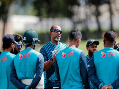 "Never seen anything like it": Sammy on Sher-e-Bangla pitch; Bangladesh coach Simmons calls it normal | "Never seen anything like it": Sammy on Sher-e-Bangla pitch; Bangladesh coach Simmons calls it normal