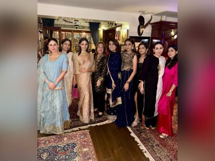 Neetu Kapoor's pre-Diwali bash turns into 'fam-jam' affair; Alia Bhatt, Kareena Kapoor, Kasima Kapoor and others join in | Neetu Kapoor's pre-Diwali bash turns into 'fam-jam' affair; Alia Bhatt, Kareena Kapoor, Kasima Kapoor and others join in Neetu Kapoor's pre-Diwali bash turns into 'fam-jam' affair; Alia Bhatt, Kareena Kapoor, Kasima Kapoor and others join in | Neetu Kapoor's pre-Diwali bash turns into 'fam-jam' affair; Alia Bhatt, Kareena Kapoor, Kasima Kapoor and others join in