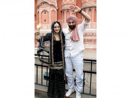 Sunny Deol birthday: Ameesha Patel sends warm wishes to her "forever Tara Singh" | Sunny Deol birthday: Ameesha Patel sends warm wishes to her "forever Tara Singh" Sunny Deol birthday: Ameesha Patel sends warm wishes to her "forever Tara Singh" | Sunny Deol birthday: Ameesha Patel sends warm wishes to her "forever Tara Singh"