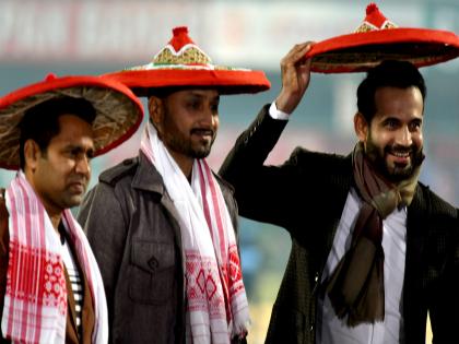 Former Indian cricketer Aakash Chopra extends Diwali greetings | Former Indian cricketer Aakash Chopra extends Diwali greetings