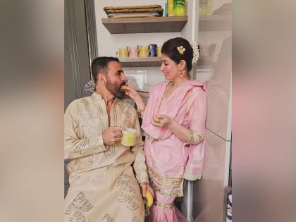 "Oranges are the new laddoos...": Twinkle Khanna's witty Diwali post with Akshay Kumar is pure couple goals | "Oranges are the new laddoos...": Twinkle Khanna's witty Diwali post with Akshay Kumar is pure couple goals "Oranges are the new laddoos...": Twinkle Khanna's witty Diwali post with Akshay Kumar is pure couple goals | "Oranges are the new laddoos...": Twinkle Khanna's witty Diwali post with Akshay Kumar is pure couple goals