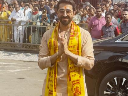 Ayushmann offers prayers at Siddhivinayak Temple after bumper opening of 'Thamma' | Ayushmann offers prayers at Siddhivinayak Temple after bumper opening of 'Thamma' Ayushmann offers prayers at Siddhivinayak Temple after bumper opening of 'Thamma' | Ayushmann offers prayers at Siddhivinayak Temple after bumper opening of 'Thamma'