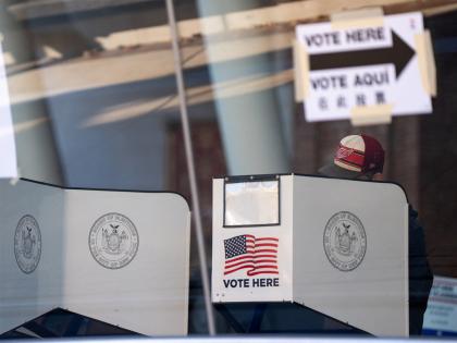 US: Early voting begins in New York mayoral race with Mamdani leading in survey | US: Early voting begins in New York mayoral race with Mamdani leading in survey US: Early voting begins in New York mayoral race with Mamdani leading in survey | US: Early voting begins in New York mayoral race with Mamdani leading in survey