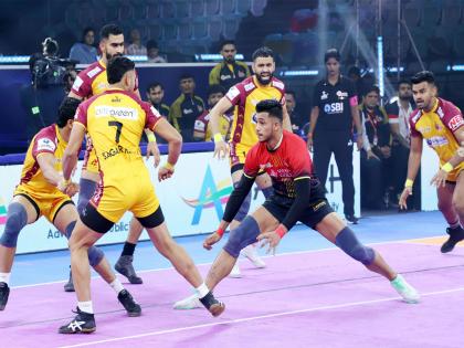 Super 10s from Bharat, Vijay help Telugu Titans clinch Mini-Qualifier vs Bengaluru Bulls; reach Eliminator 3 | Super 10s from Bharat, Vijay help Telugu Titans clinch Mini-Qualifier vs Bengaluru Bulls; reach Eliminator 3 Super 10s from Bharat, Vijay help Telugu Titans clinch Mini-Qualifier vs Bengaluru Bulls; reach Eliminator 3 | Super 10s from Bharat, Vijay help Telugu Titans clinch Mini-Qualifier vs Bengaluru Bulls; reach Eliminator 3
