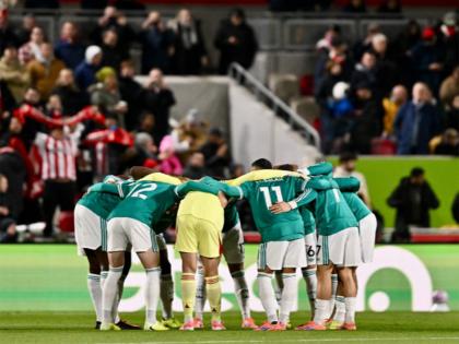 Carragher feels Slot's Liverpool in "crisis time" after four consecutive defeats | Carragher feels Slot's Liverpool in "crisis time" after four consecutive defeats Carragher feels Slot's Liverpool in "crisis time" after four consecutive defeats | Carragher feels Slot's Liverpool in "crisis time" after four consecutive defeats
