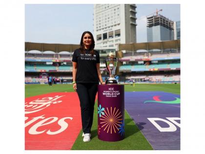 Kareena Kapoor, Mithali Raj lead 'Trophy Walkout' at India vs Australia semis | Kareena Kapoor, Mithali Raj lead 'Trophy Walkout' at India vs Australia semis Kareena Kapoor, Mithali Raj lead 'Trophy Walkout' at India vs Australia semis | Kareena Kapoor, Mithali Raj lead 'Trophy Walkout' at India vs Australia semis