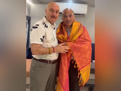 Anupam Kher begins his 549th film with Sooraj Barjatya, calls it a "joyous journey" | Anupam Kher begins his 549th film with Sooraj Barjatya, calls it a "joyous journey" Anupam Kher begins his 549th film with Sooraj Barjatya, calls it a "joyous journey" | Anupam Kher begins his 549th film with Sooraj Barjatya, calls it a "joyous journey"