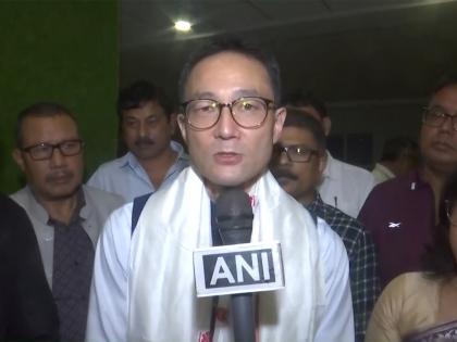 Japan's Political Minister, Noriaki Abe interacts with Assam BJP spokesperson | Japan's Political Minister, Noriaki Abe interacts with Assam BJP spokesperson Japan's Political Minister, Noriaki Abe interacts with Assam BJP spokesperson | Japan's Political Minister, Noriaki Abe interacts with Assam BJP spokesperson