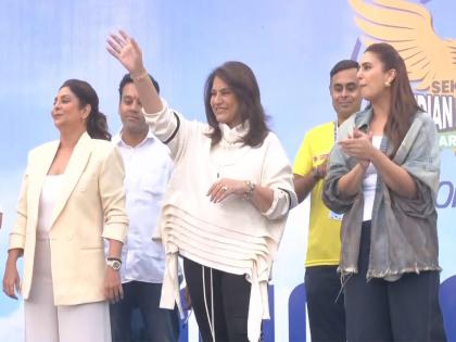 Archana Puran Singh, Huma Qureshi, Shefali Shah and Sunil Grover flag off Sekhon IAF Marathon 2025 | Archana Puran Singh, Huma Qureshi, Shefali Shah and Sunil Grover flag off Sekhon IAF Marathon 2025 Archana Puran Singh, Huma Qureshi, Shefali Shah and Sunil Grover flag off Sekhon IAF Marathon 2025 | Archana Puran Singh, Huma Qureshi, Shefali Shah and Sunil Grover flag off Sekhon IAF Marathon 2025