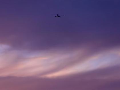 US shutdown deepens, flight delays mount as air traffic controllers skip work | US shutdown deepens, flight delays mount as air traffic controllers skip work