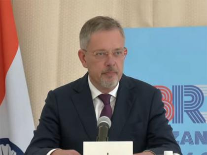 India continues to buy "huge quantities of Russian feedstock": Russian envoy Alipov | India continues to buy "huge quantities of Russian feedstock": Russian envoy Alipov India continues to buy "huge quantities of Russian feedstock": Russian envoy Alipov | India continues to buy "huge quantities of Russian feedstock": Russian envoy Alipov