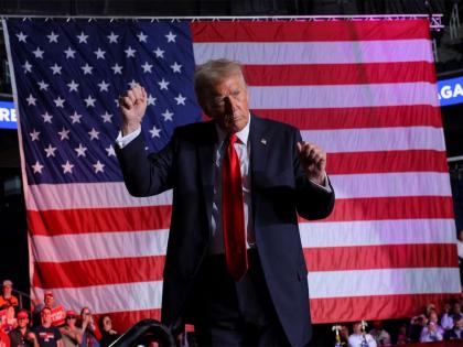 Trump mocks Mamdani win, breaks into his signature "YMCA" dance | Trump mocks Mamdani win, breaks into his signature "YMCA" dance Trump mocks Mamdani win, breaks into his signature "YMCA" dance | Trump mocks Mamdani win, breaks into his signature "YMCA" dance