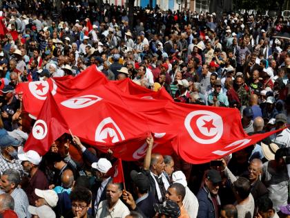 Tunisian opposition leaders join hunger strike to back jailed politician | Tunisian opposition leaders join hunger strike to back jailed politician