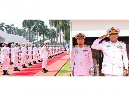 Pakistan Navy Chief Admiral Naveed Ashraf visits Bangladesh | Pakistan Navy Chief Admiral Naveed Ashraf visits Bangladesh