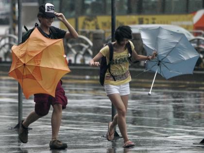 Typhoon Fung-Wong approaches Taiwan, schools and offices closed amid heavy rain alert | Typhoon Fung-Wong approaches Taiwan, schools and offices closed amid heavy rain alert
