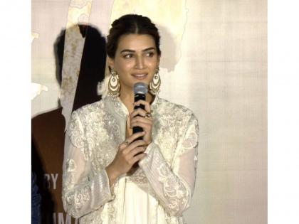 "Its my favourite genre": Kriti Sanon on why she wanted to work with Aanand L Rai for years | "Its my favourite genre": Kriti Sanon on why she wanted to work with Aanand L Rai for years "Its my favourite genre": Kriti Sanon on why she wanted to work with Aanand L Rai for years | "Its my favourite genre": Kriti Sanon on why she wanted to work with Aanand L Rai for years