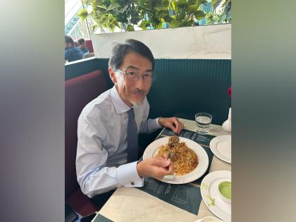 Japanese Envoy relishes Biryani in Telangana, calls it 'truly addictive' | Japanese Envoy relishes Biryani in Telangana, calls it 'truly addictive' Japanese Envoy relishes Biryani in Telangana, calls it 'truly addictive' | Japanese Envoy relishes Biryani in Telangana, calls it 'truly addictive'