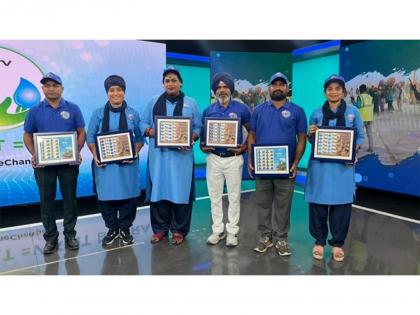 Reckitt Launches One-of-Its-Kind Commemorative Postage Stamps Honouring India's Sanitation Heroes on World Toilet Day | Reckitt Launches One-of-Its-Kind Commemorative Postage Stamps Honouring India's Sanitation Heroes on World Toilet Day