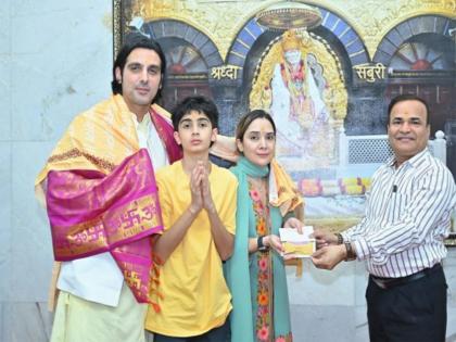 "My mother's favourite place...": Zayed Khan, Sussane offer prayers at Shirdi Sai Baba Temple | "My mother's favourite place...": Zayed Khan, Sussane offer prayers at Shirdi Sai Baba Temple "My mother's favourite place...": Zayed Khan, Sussane offer prayers at Shirdi Sai Baba Temple | "My mother's favourite place...": Zayed Khan, Sussane offer prayers at Shirdi Sai Baba Temple