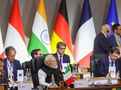 PM Modi calls to "revisit development parameters" at G20 Summit | PM Modi calls to "revisit development parameters" at G20 Summit