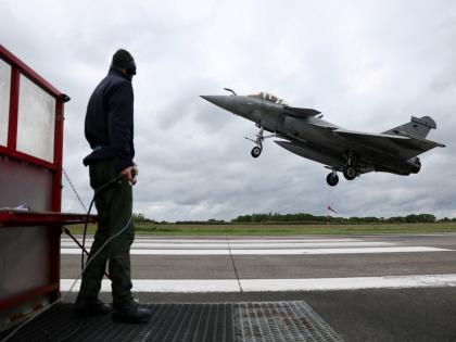 French Navy slams Pakistan media for "misinformation", says Rafale claims fabricated | French Navy slams Pakistan media for "misinformation", says Rafale claims fabricated