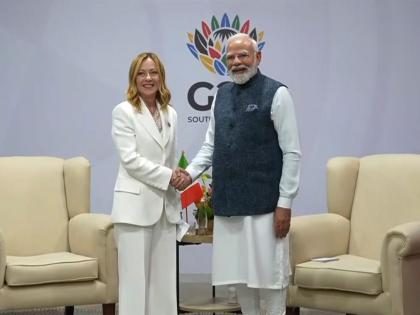 PM Modi meets Italian counterpart Meloni on G20 Summit sidelines | PM Modi meets Italian counterpart Meloni on G20 Summit sidelines