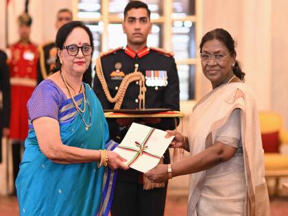 President Droupadi Murmu accepts credentials from envoys of 5 nations | President Droupadi Murmu accepts credentials from envoys of 5 nations President Droupadi Murmu accepts credentials from envoys of 5 nations | President Droupadi Murmu accepts credentials from envoys of 5 nations