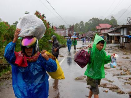 Indonesia landslides, deluge kill 34; rescue hampered | Indonesia landslides, deluge kill 34; rescue hampered Indonesia landslides, deluge kill 34; rescue hampered | Indonesia landslides, deluge kill 34; rescue hampered